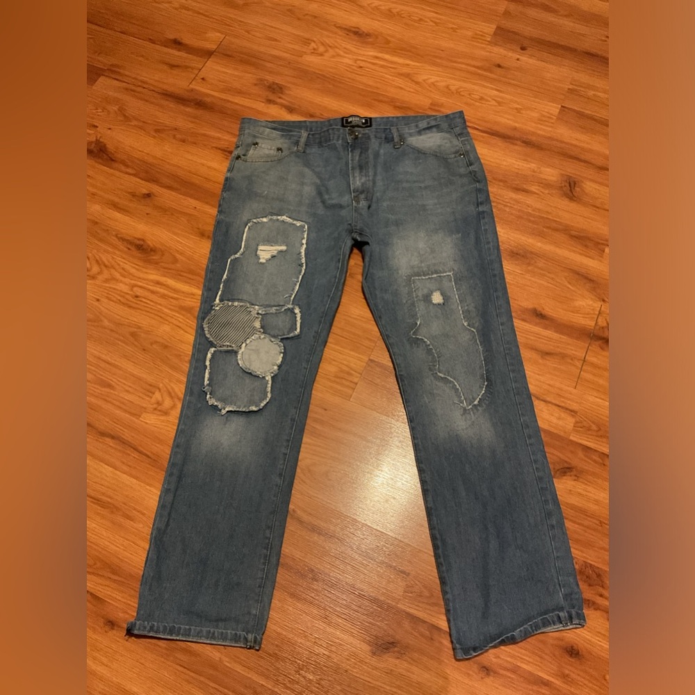 Brooklyn Express Men’s Distressed Patched Jeans Size 42x34